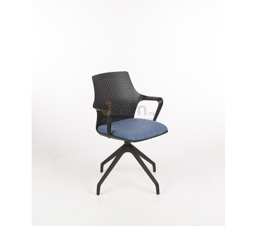 Офисный стул Альба/В Ткань кат.1/база черный пластик